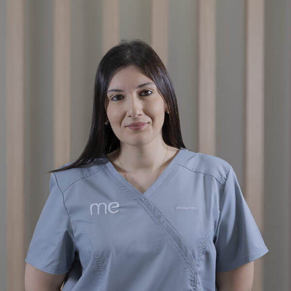 Clinica Dental ME Barcelona - Equipo - Alessandra Olivari